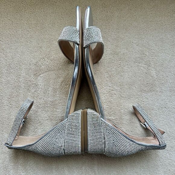 Steve Madden Nava Rhinestone Low Heel Silver Sandal Women 8 M Ankle Strap Square - Picture 5 of 15